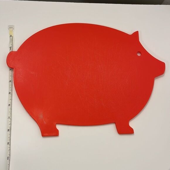 ⭐️3/$15 Pig kitchen bundle - Picture 4 of 7